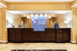Отель Holiday Inn Express Hotel & Suites Crestview