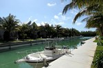 Вилла Coral Lagoon Resort and Marina