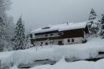 Snowride-pro Guesthouse