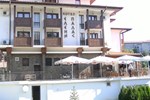 Отель Eleni Palace