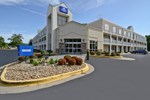 Americas Best Value Inn and Suites Overland Park