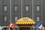 Отель Hotel Plaza
