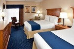 Отель Holiday Inn Express Hotel & Suites Waynesboro-Route 340