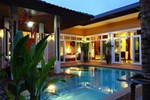 Rawai Private Villas - Pools and Garden