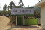 Eden Holidays River Side Inn