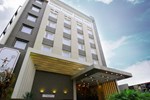 Отель Pranaya Suites