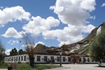 Отель Wanrun International Resort Hotel in Tibet