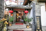 Lijiang Spring Holiday Scene Inn