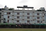 Отель Hotel Mittal Avenue