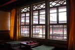 Отель Lhasa Badacang Hotel