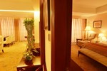 Отель Howard Johnson Tropical Garden Plaza Kunming