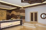 Отель Syariah Hotel Solo
