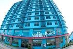 Отель Shwe Phyu Hotel