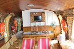 The Dreamnest Houseboat