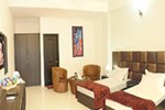Отель Hotel Rishikesh Inn
