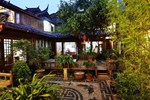 Отель Lijiang Tea-Horse Road Boutique Hostel