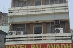 Отель Hotel Pal Avadh