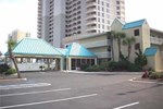 Отель Days Inn Pensacola Beachfront