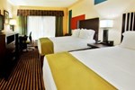 Отель Holiday Inn Express Hotel & Suites La Place