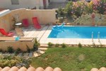 Апартаменты Holiday home St Andre Roquelongue 58