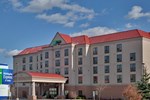 Отель Holiday Inn Express Hotel & Suites MILTON