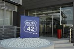 Отель Hotel Route 42