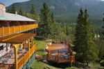 Отель Overlander Mountain Lodge