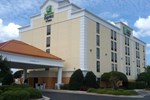 Отель Holiday Inn Express & Suites Wilmington-University Center