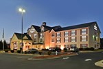 Отель Country Inn & Suites by Carlson Stone Mountain