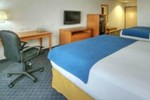 Отель Holiday Inn Express Hotel & Suites Carlsbad