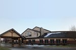 Отель C'mon Inn Grand Forks