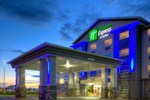 Отель Holiday Inn Express and Suites Dawson Creek