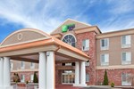 Отель Holiday Inn Express Hotel & Suites Farmington