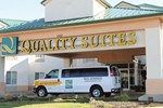 Отель Quality Suites Airport Kansas City