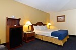 Отель Best Western Yadkin Valley Inn & Suites