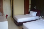 Отель Empress Hotel Makassar