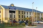 Отель Days Inn and Suites Lakeland