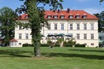 Отель Landhotel Schloss Teschow