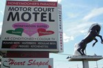 Отель Motor Court Motel