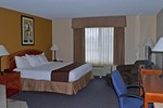 Отель Paola Inn and Suites