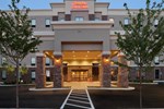 Отель Hampton Inn and Suites Roanoke Airport/Valley View Mall