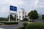 Отель Baymont Inn & Suites Wilmington