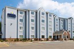 Отель Microtel Inn & Suites by Wyndham Waynesburg