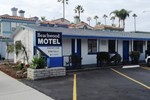 Отель Beachwood Motel