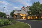Отель SpringHill Suites by Marriott Cincinnati Northeast
