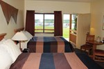 Отель Cedar Shore Resort - Oacoma