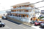 Boardwalk Seaport Inn
