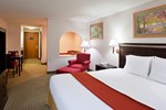 Отель Holiday Inn Express & Suites St Clairsville