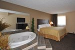 Отель Quality Inn & Suites Conference Center Mattoon