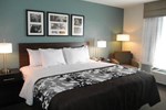 Отель Sleep Inn & Suites Cambridge
